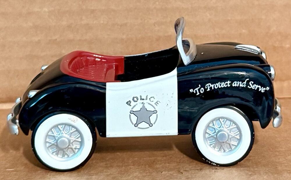 Hallmark Kiddie Car 1949 Gillham Police Limited Edition Pedal Car Ornament LOOK